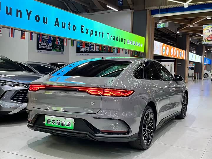 Фото 6 - BYD Han