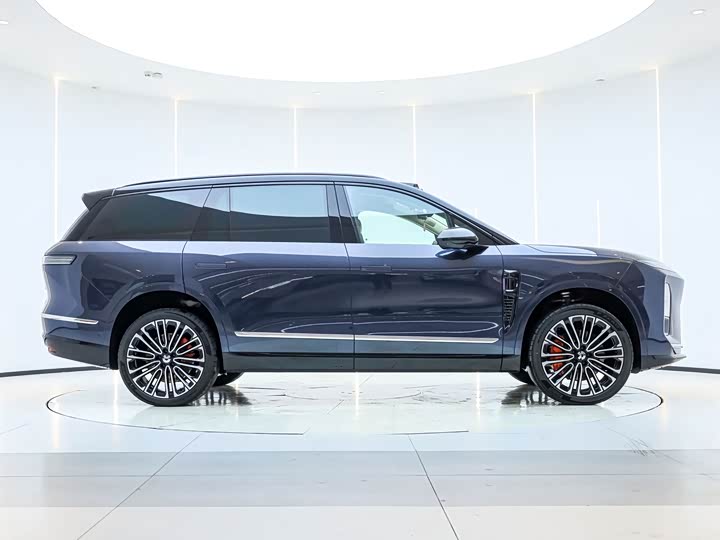 Фото 7 - Nio ES8