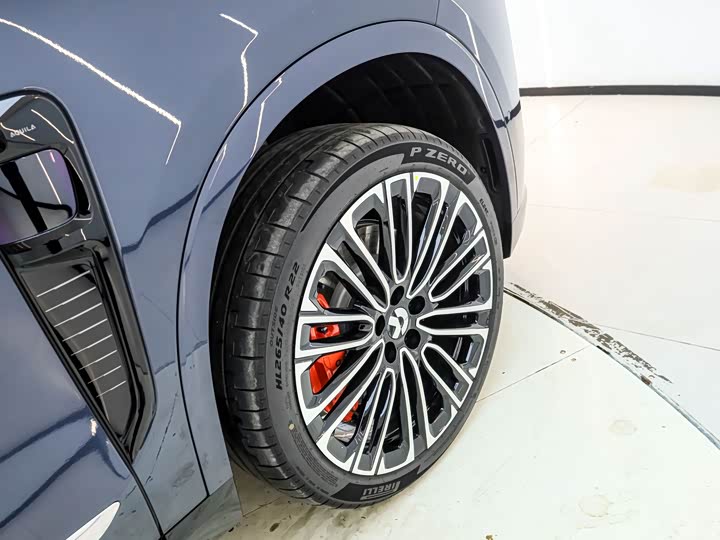 Фото 9 - Nio ES8