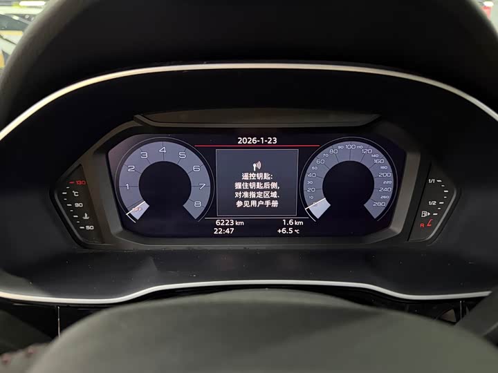 Фото 4 - Audi Q3