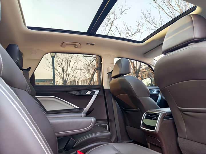 Фото 5 - Geely Jiaji