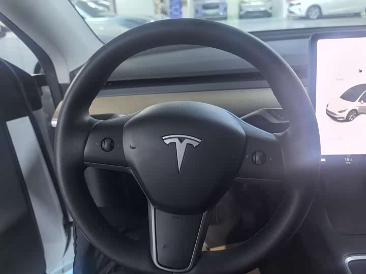 Фото 5 - Tesla Model Y