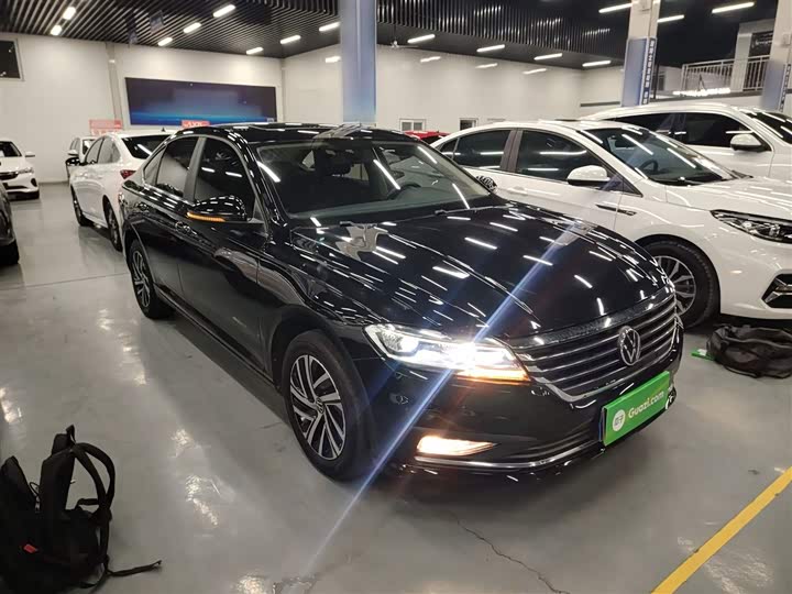 Фото 4 - Volkswagen Lavida