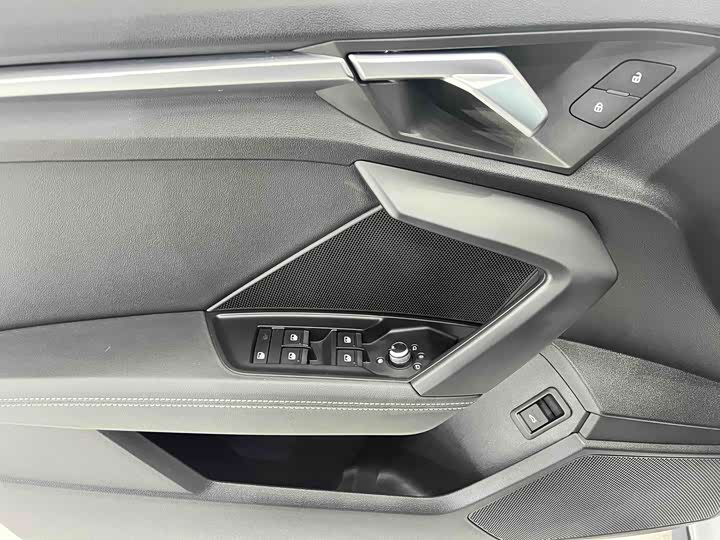 Фото 8 - Audi A3