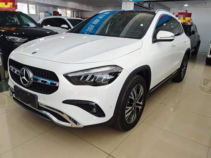 Фото 2 - Mercedes-Benz GLA-Class