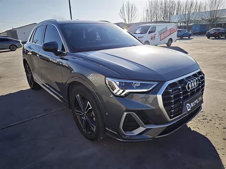Фото 3 - Audi Q3