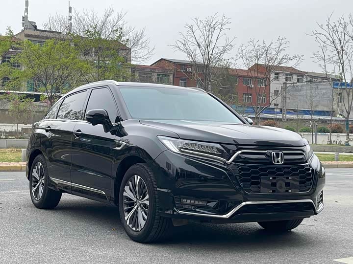 Фото 3 - Honda UR-V