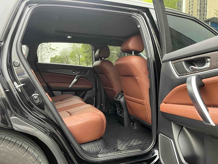 Фото 9 - Honda UR-V