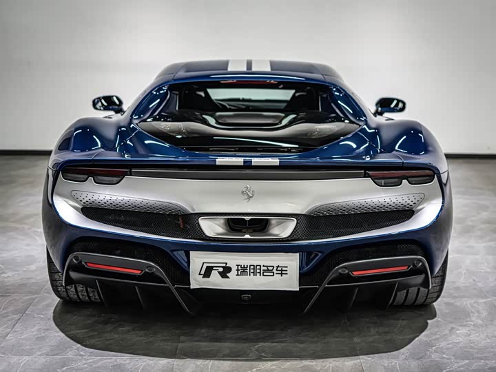 Фото 5 - Ferrari 296