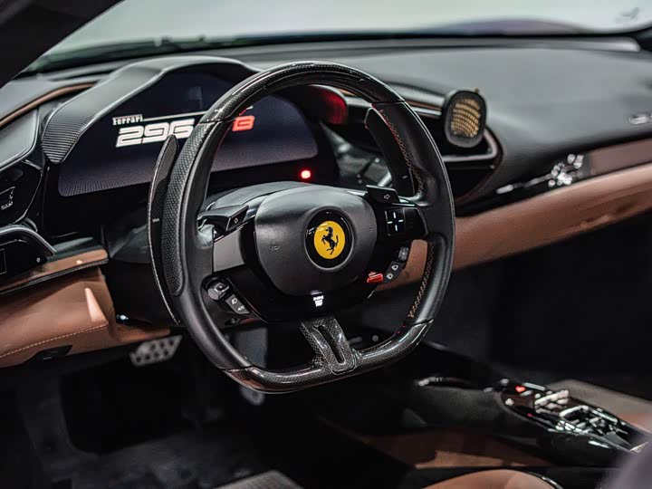 Фото 6 - Ferrari 296