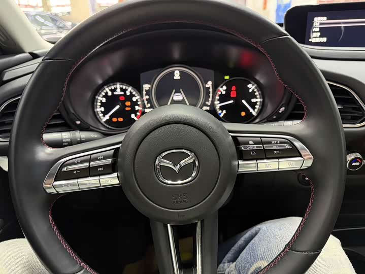 Фото 9 - Mazda CX-30