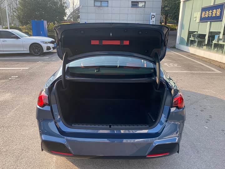 Фото 8 - BMW 2 Series