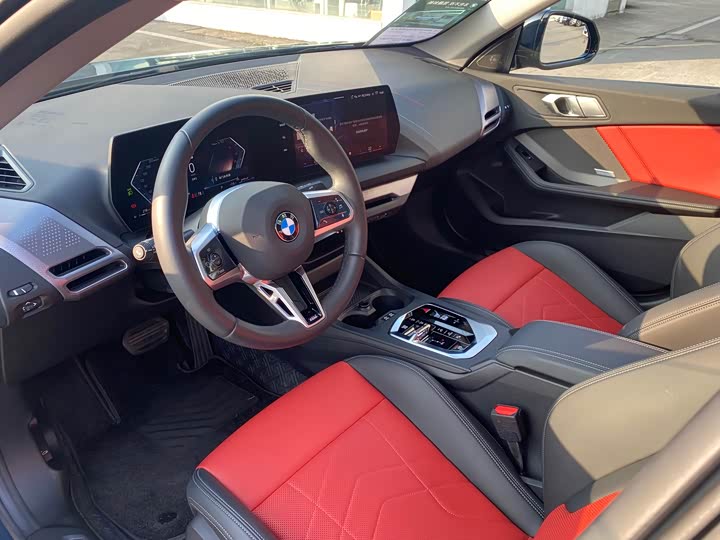 Фото 9 - BMW 2 Series