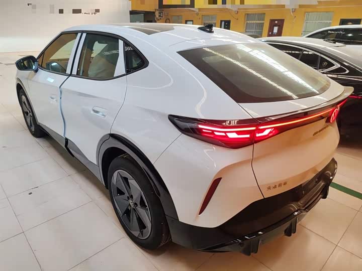 Фото 5 - Volkswagen ID.Unyx