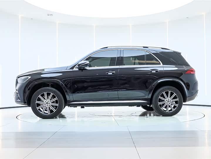 Фото 8 - Mercedes-Benz GLE-Class