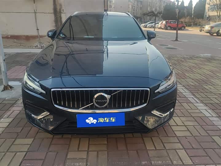 Фото 2 - Volvo V60