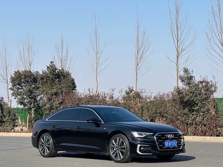 Фото 3 - Audi A6L