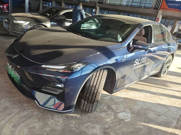 Фото 1 - Changan Deepal SL03