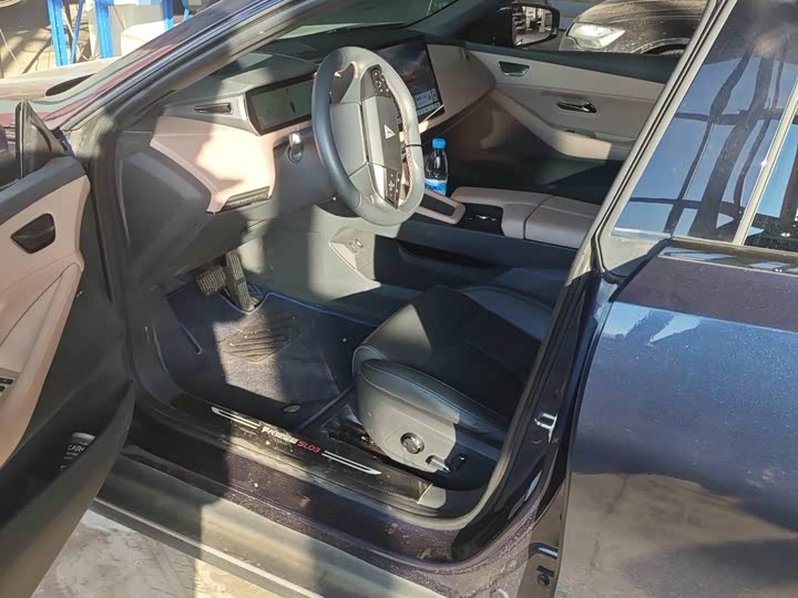 Фото 5 - Changan Deepal SL03