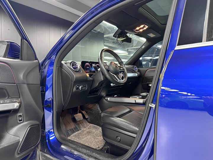 Фото 6 - Mercedes-Benz GLB-Class