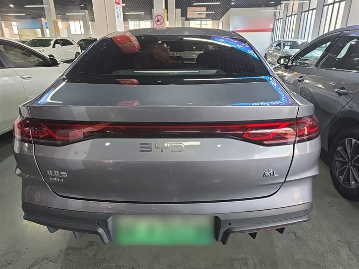 Фото 6 - BYD Qin L