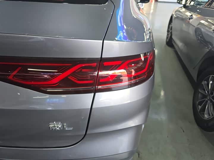 Фото 8 - BYD Qin L