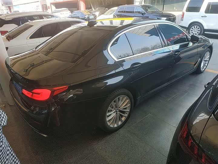 Фото 7 - BMW 5 Series