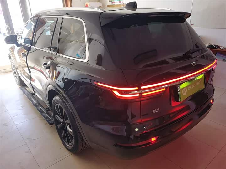 Фото 5 - LiXiang One