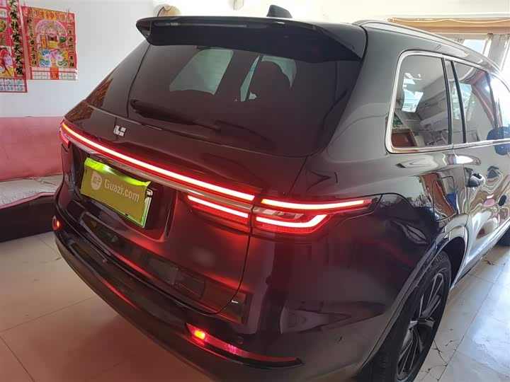 Фото 6 - LiXiang One