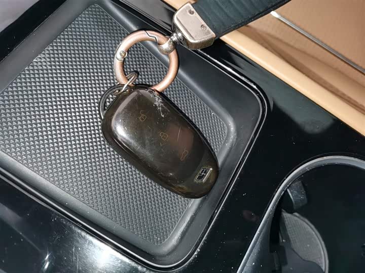 Фото 9 - LiXiang One