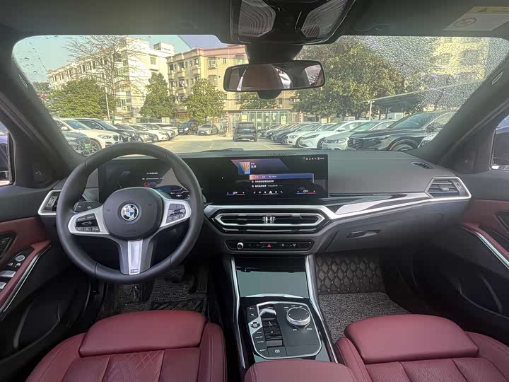 Фото 8 - BMW i3