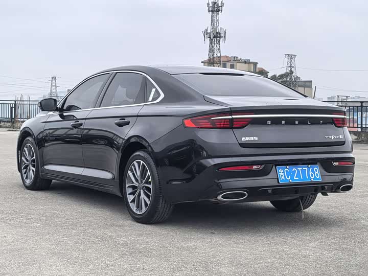 Фото 6 - Geely Preface