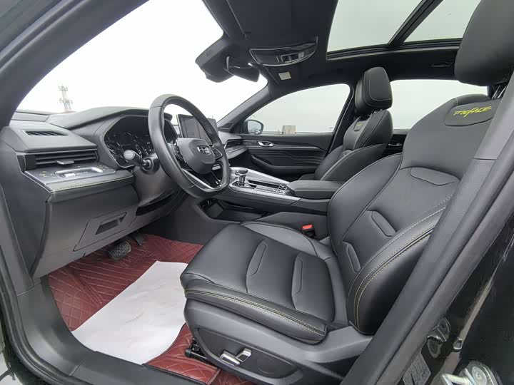 Фото 7 - Geely Preface