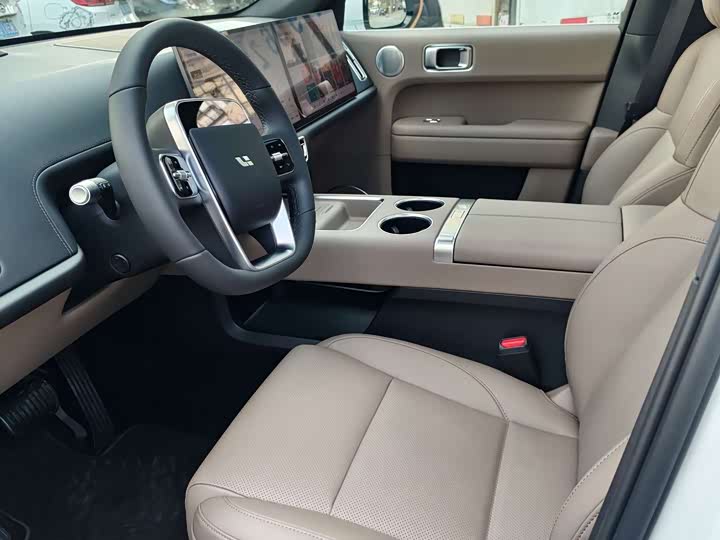 Фото 4 - LiXiang L6