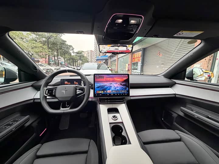 Фото 6 - Polestar 4