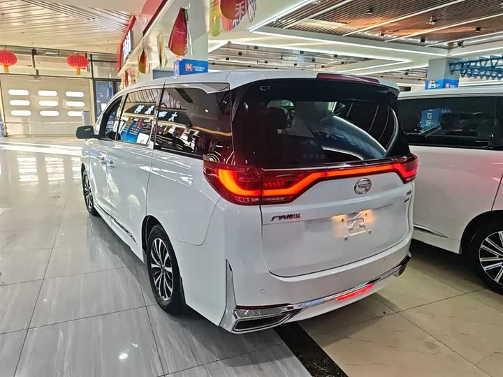 Фото 5 - GAC Trumpchi M8