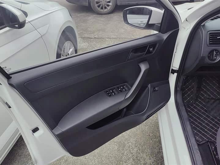 Фото 7 - Volkswagen Santana