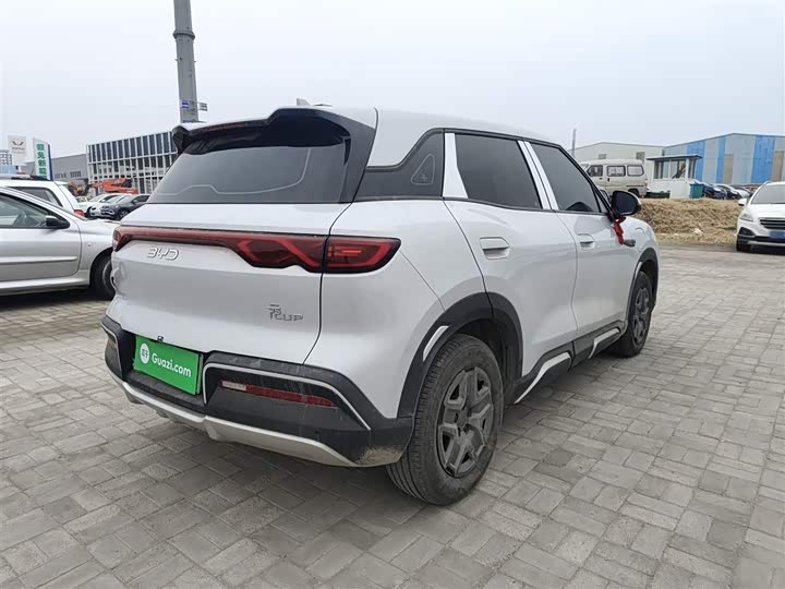 Фото 7 - BYD Yuan Up