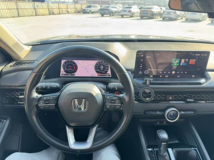 Фото 5 - Honda Accord