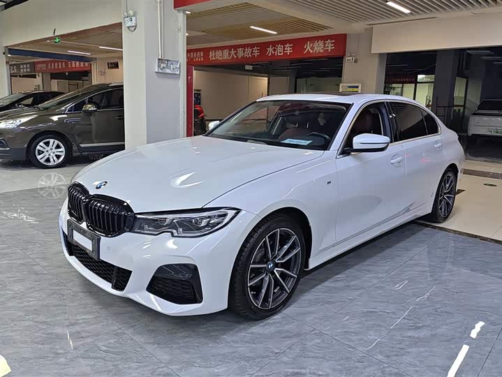 Фото 1 - BMW 3 Series