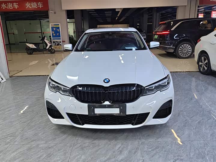 Фото 2 - BMW 3 Series