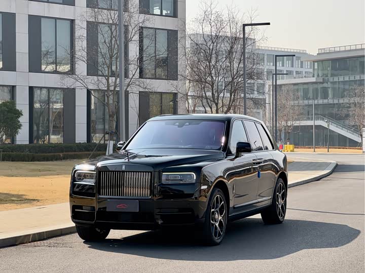 Фото 1 - Rolls-Royce Cullinan
