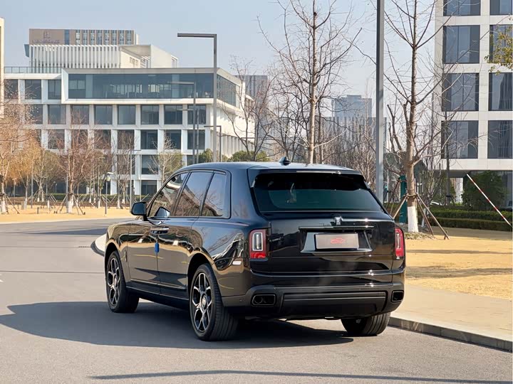 Фото 5 - Rolls-Royce Cullinan