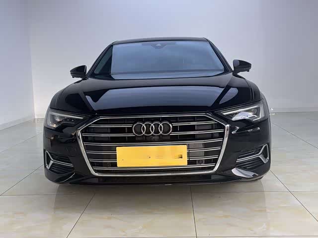 Фото 2 - Audi A6L