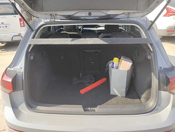 Фото 4 - Volkswagen Golf