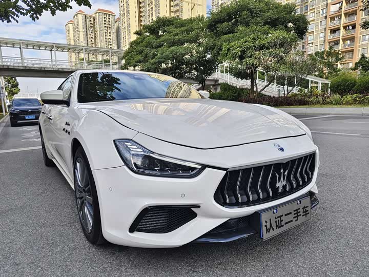 Фото 3 - Maserati Ghibli