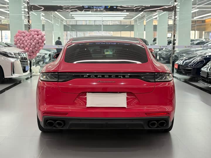 Фото 4 - Porsche Panamera