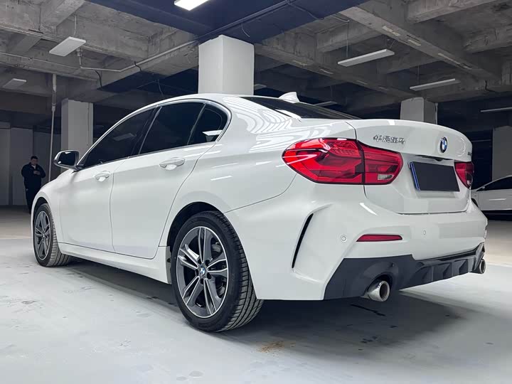 Фото 6 - BMW 1 Series