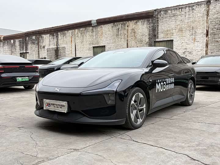 Фото 1 - XPeng Mona M03