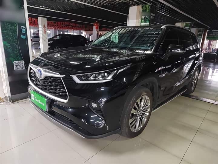 Фото 2 - Toyota Highlander